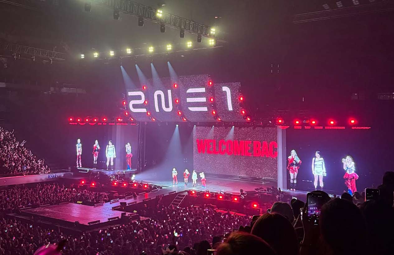 Welcome Back 2NE1 MOA ARENA Show 